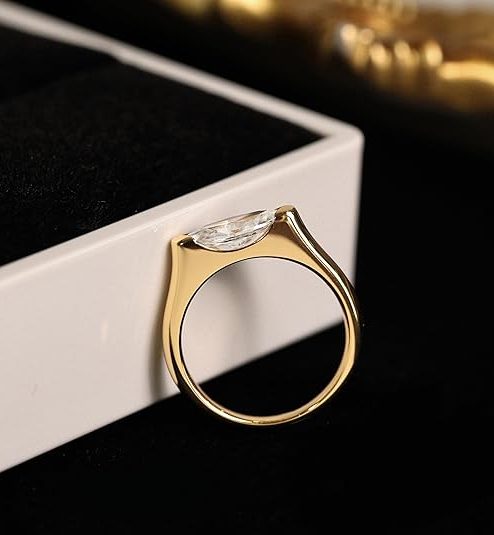 StiloVero Marquise Ring for Women, Horizontal Bezel East West Marquise Engagement Ring, 18K Gold Plated Sterling Silver, Diamond-Like Gemstone Jewelry, Elegant Anniversary Birthday Gift for Her